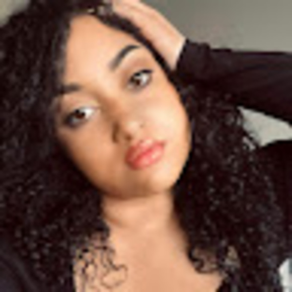 Meet your Posher, Molly - Picture 1 of 1